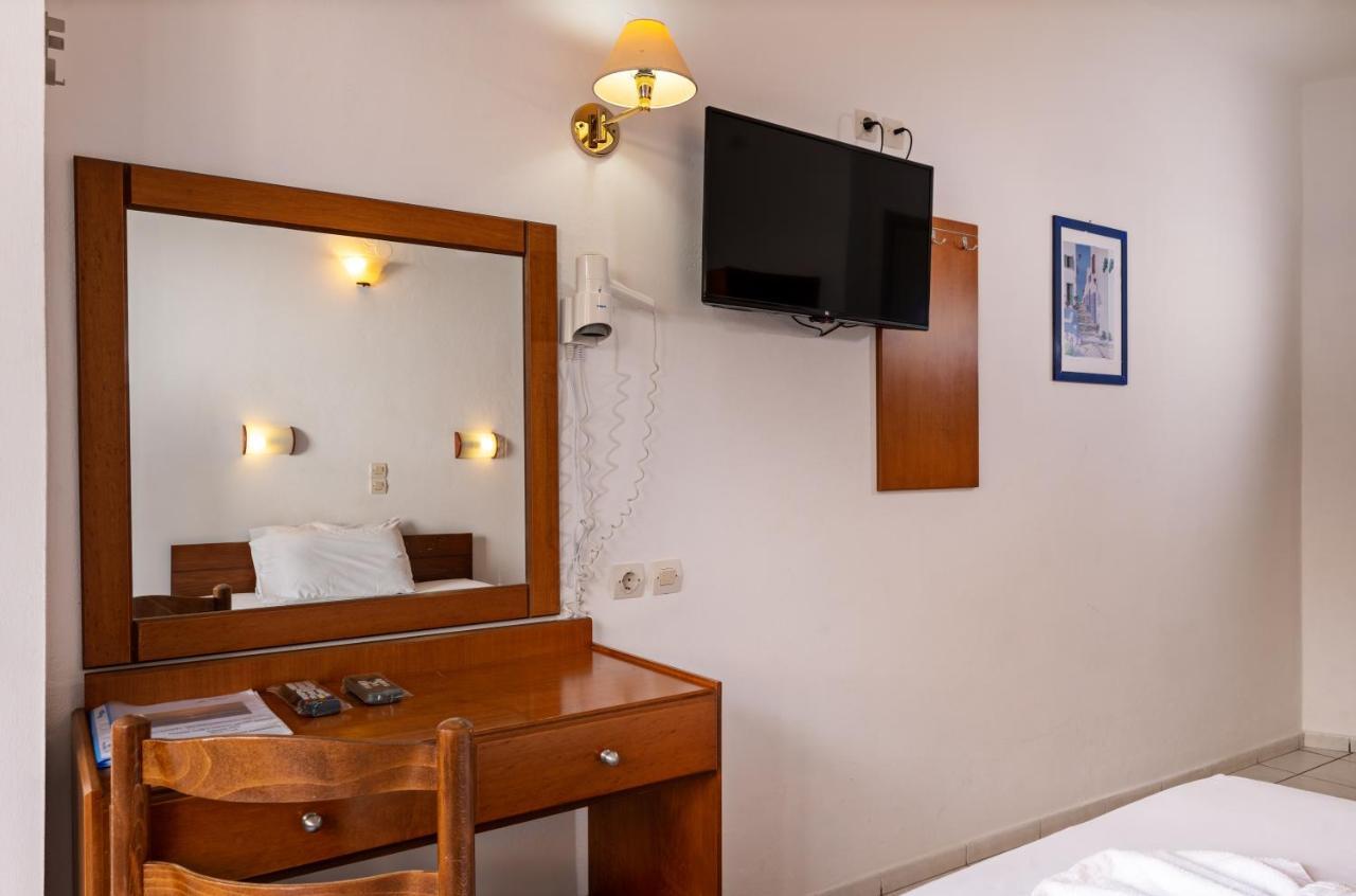 Hotel Kathrin Beach Adelianos Kampos Exterior foto